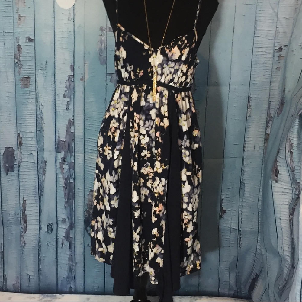 Vera Wang Simply Vera Dress